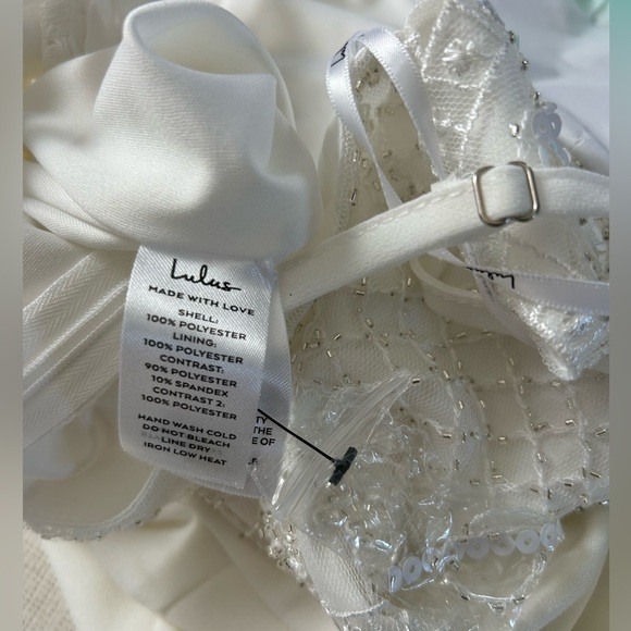 Lulus Memorable Occasion White Beaded Sequin Wide-Leg Jumpsuit Size XS - Picture 7 of 10